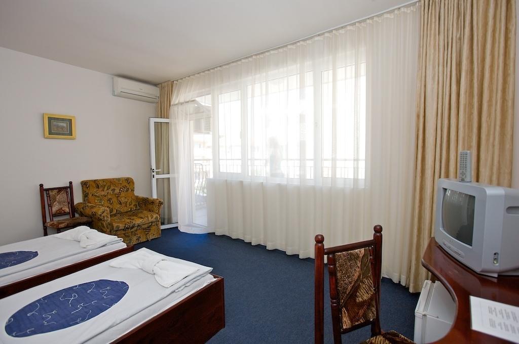 Семеен Хотел Елена Палас Nesebar Kamer foto